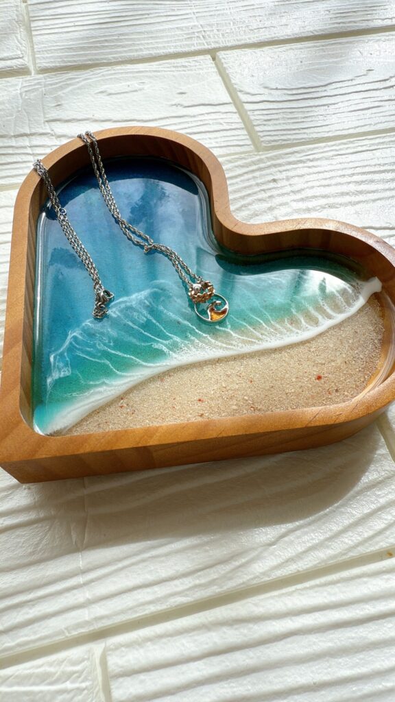 Chie☺︎ ・ Nijikaze Factory 作品1