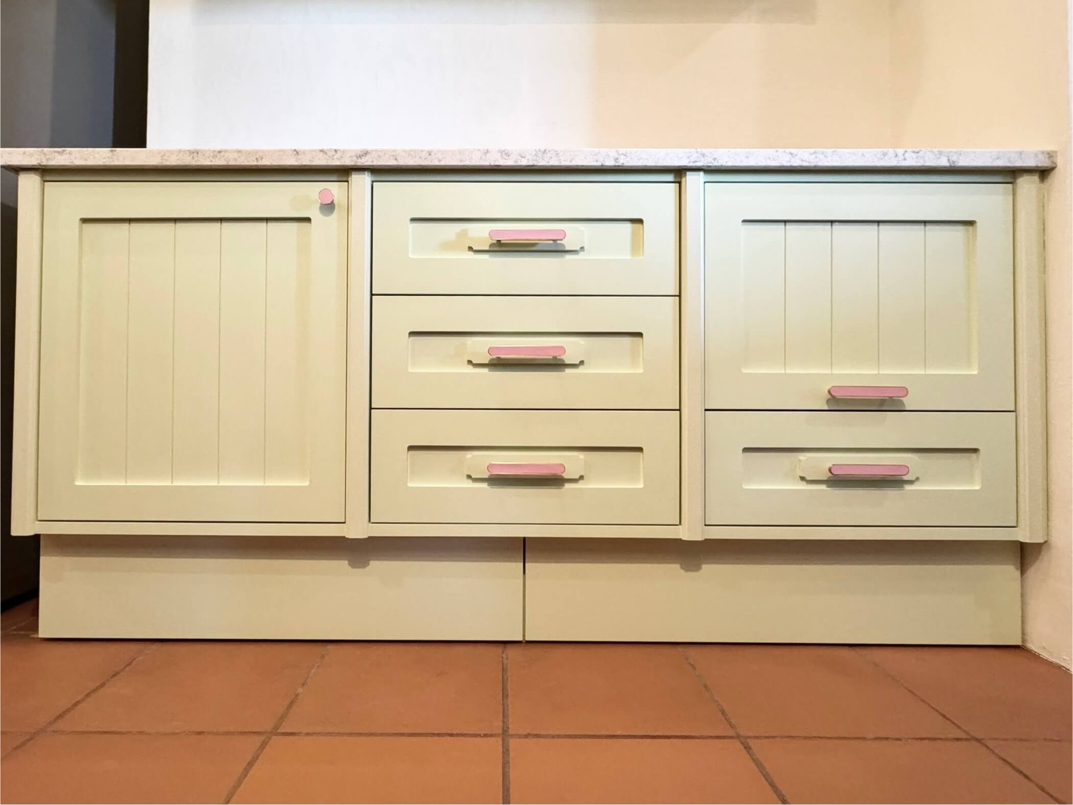 カネチョウ　アンティカライズ作品4